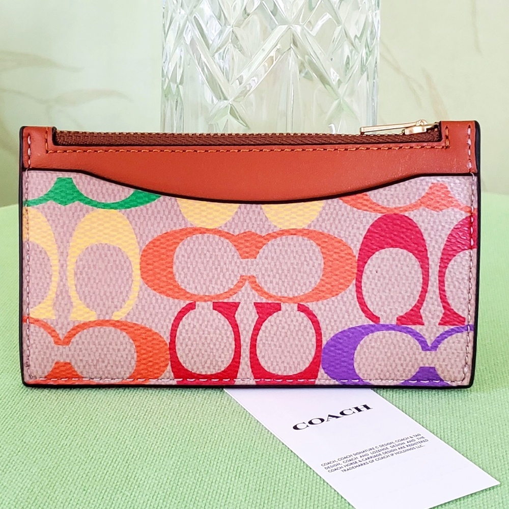 COACH ZIP CARD CASE RAINBOW SIGNATURE:NWT CA294